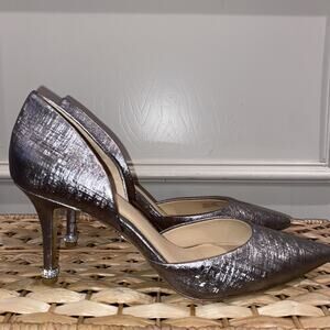 BADGLEY MISCHKA Sz 10 Leather formal Wedding Bridal D'Orsay Pump Silver Naya